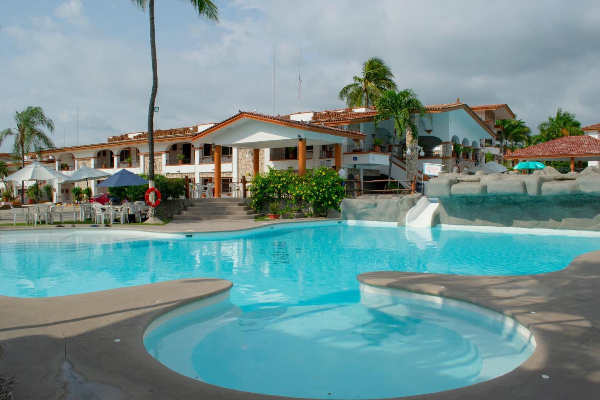 Hotel Maria Isabel Colima Extérieur photo