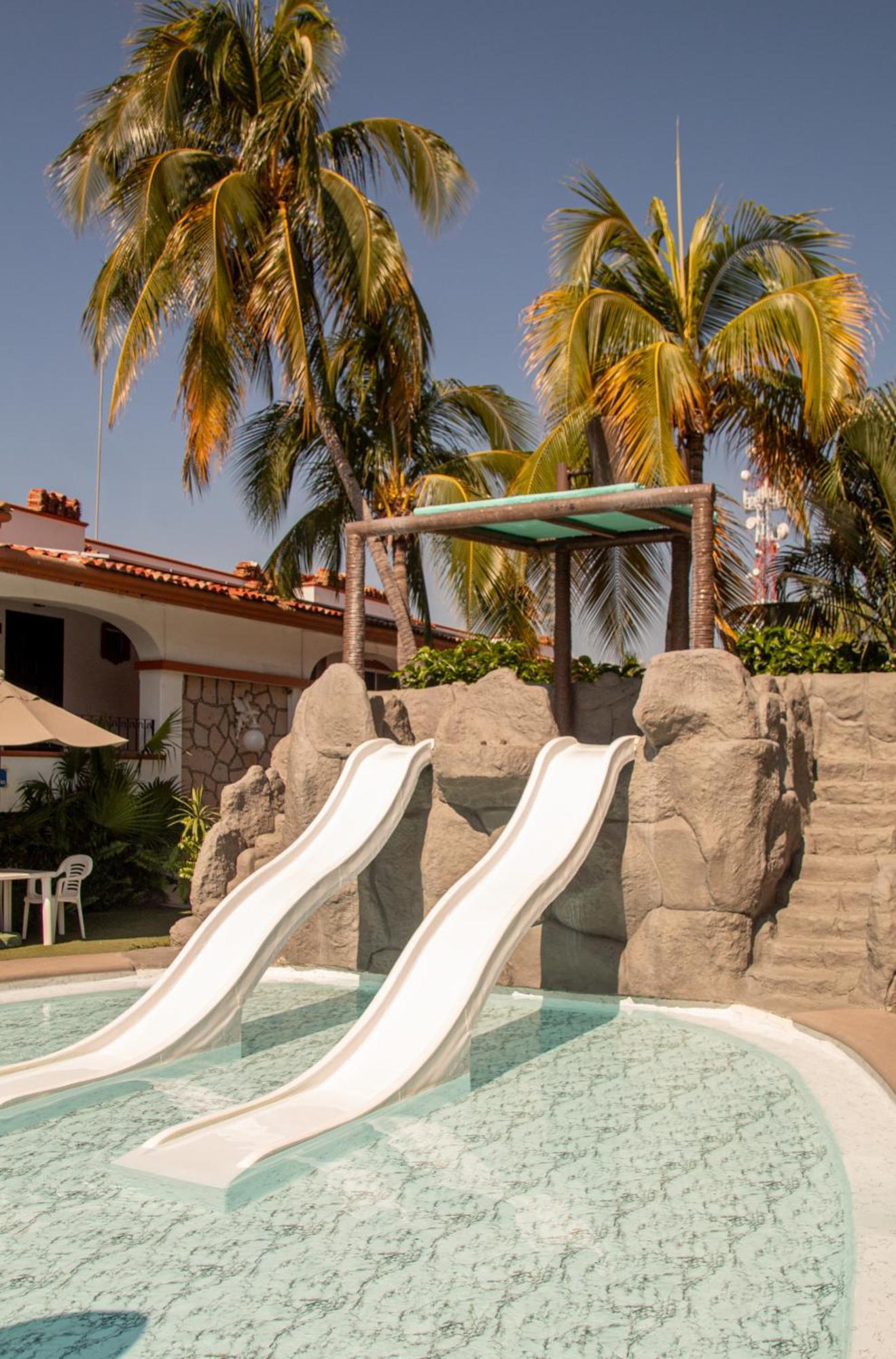 Hotel Maria Isabel Colima Extérieur photo