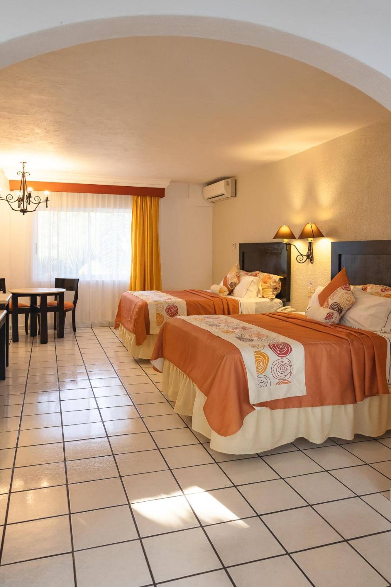 Hotel Maria Isabel Colima Extérieur photo