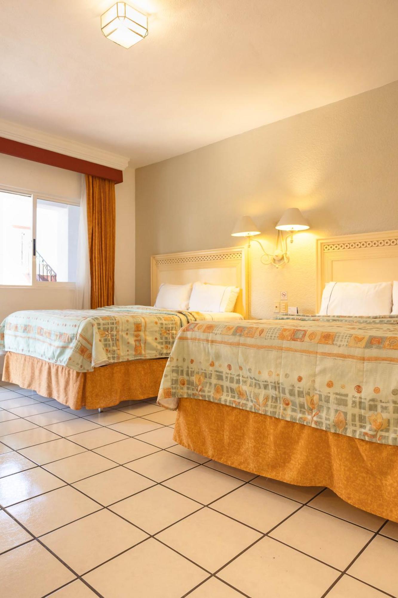 Hotel Maria Isabel Colima Extérieur photo