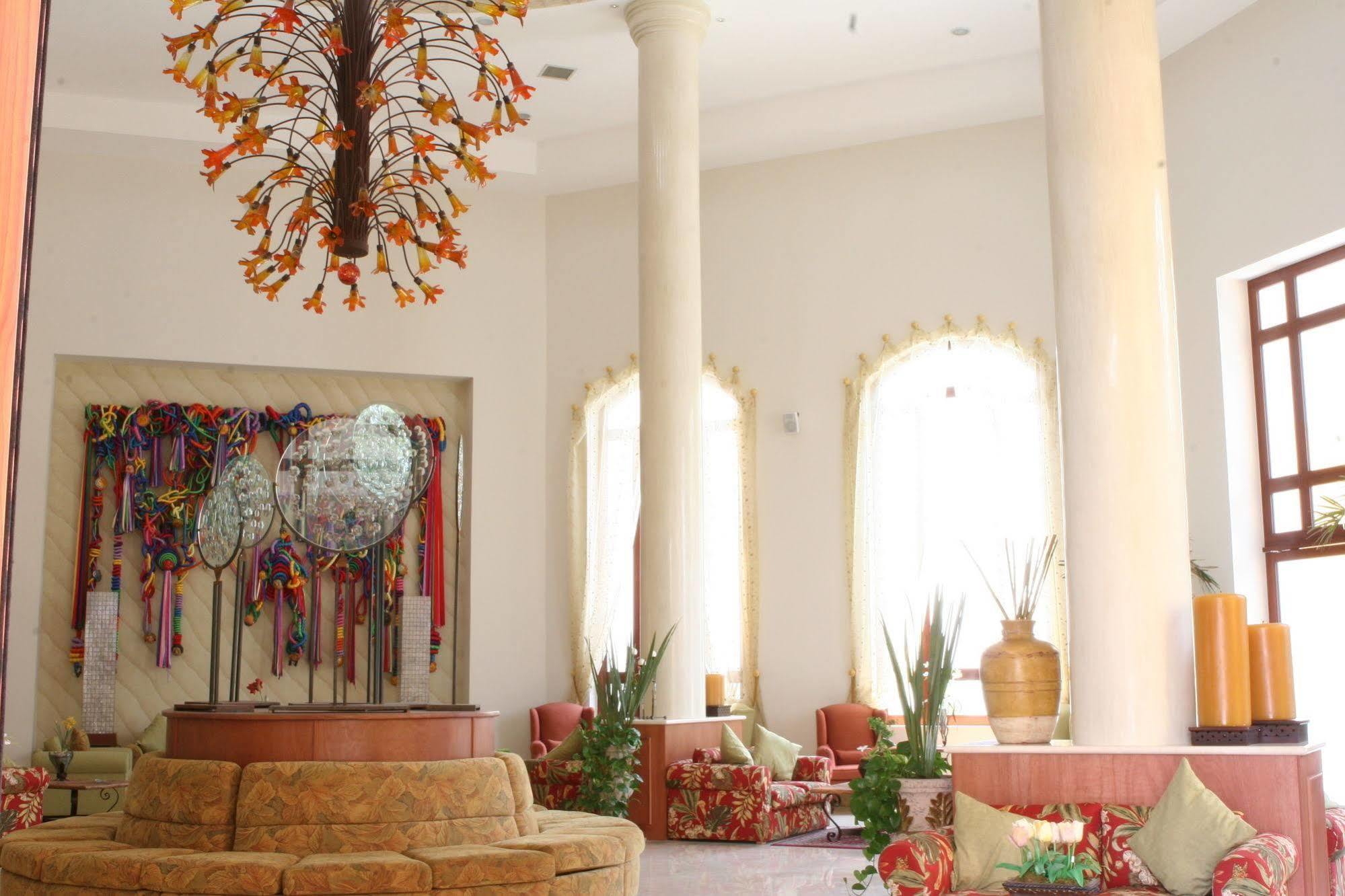 Hotel Maria Isabel Colima Extérieur photo