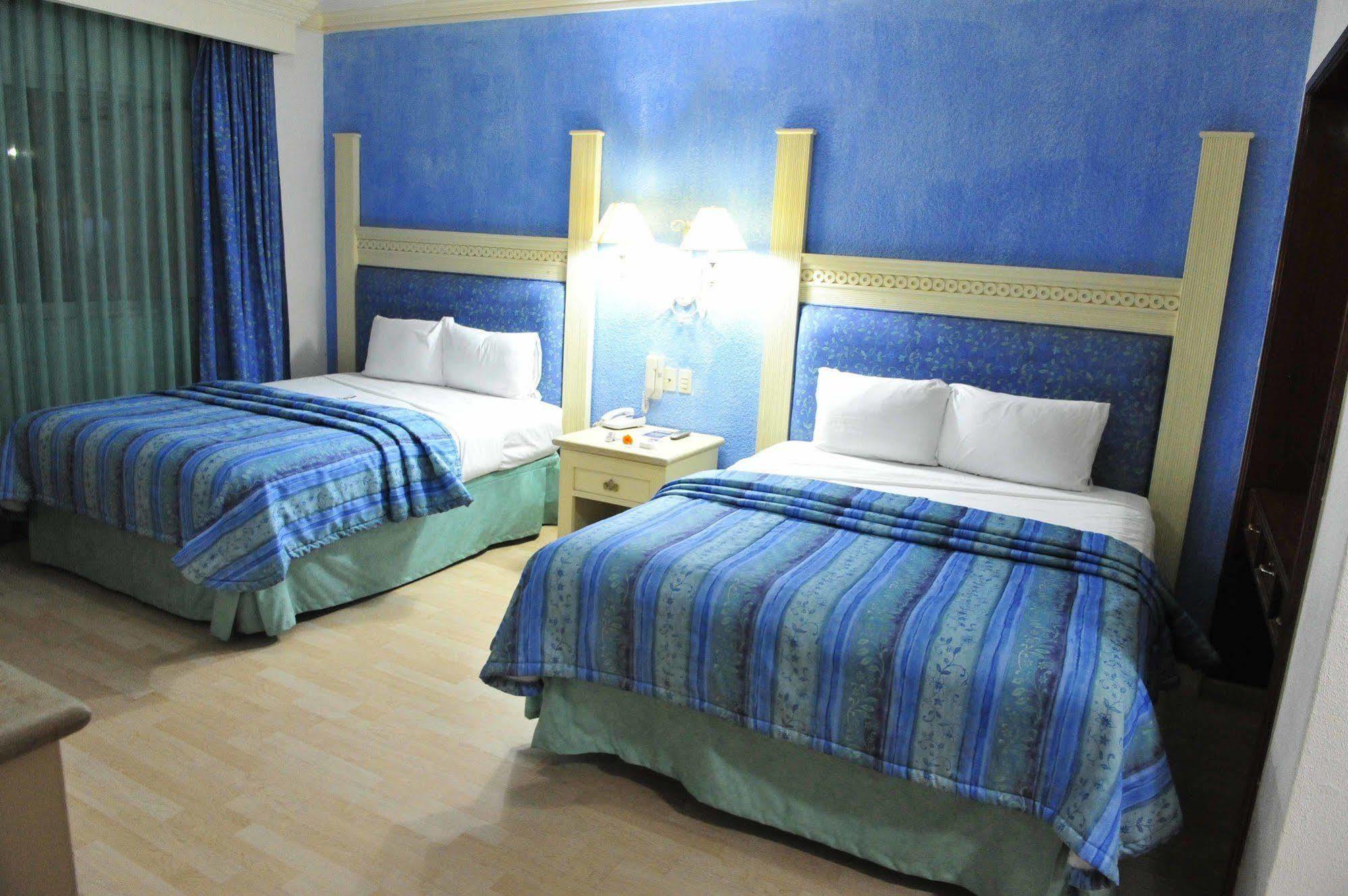Hotel Maria Isabel Colima Extérieur photo