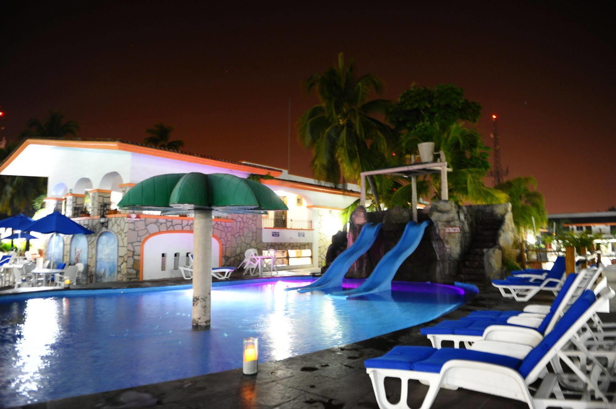 Hotel Maria Isabel Colima Extérieur photo